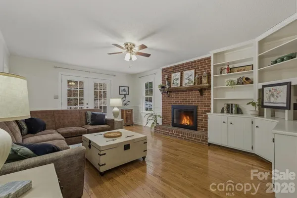 $499,900 | 3132 Stoney Brook Drive, Lenoir, NC 28645