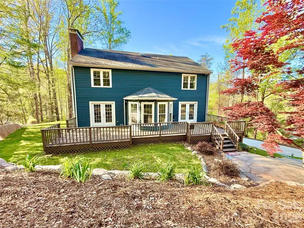 a house view with garden space