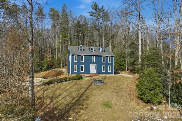 $499,900 | 3132 Stoney Brook Drive, Lenoir, NC 28645