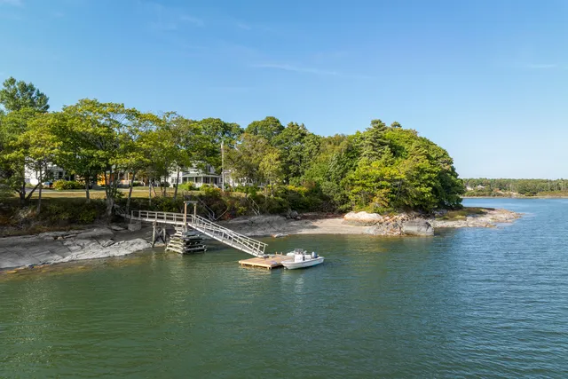 $1,325,000 | 46 Blackstone Club Road, Brunswick, ME 04011