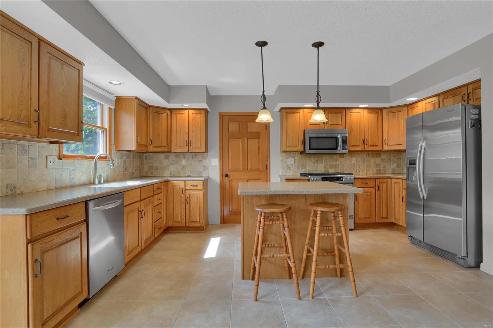 106 Pleasant Ridge Drive Edwardsville, IL 62025 - Photo 11 of 31 Gallery Image 11