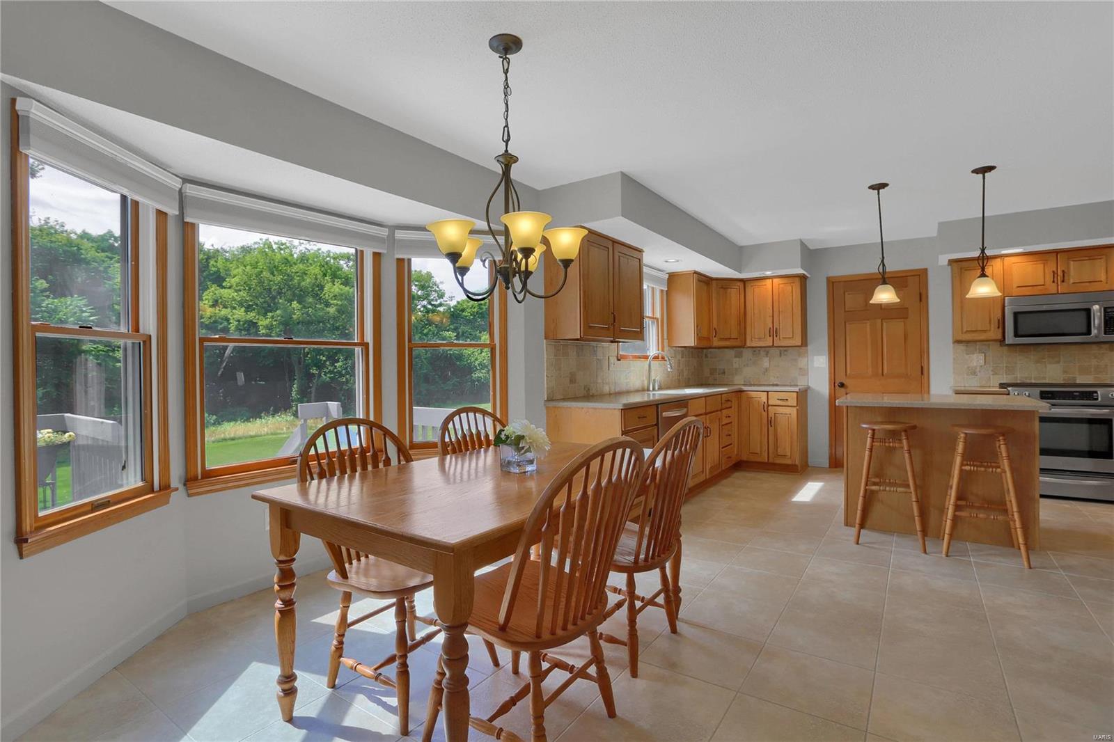 106 Pleasant Ridge Drive Edwardsville, IL 62025 - Photo 10 of 31 Gallery Image 10
