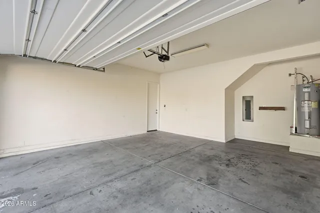 $2,495 | 1367 South Country Club Drive, Unit 1018, Mesa, AZ 85210