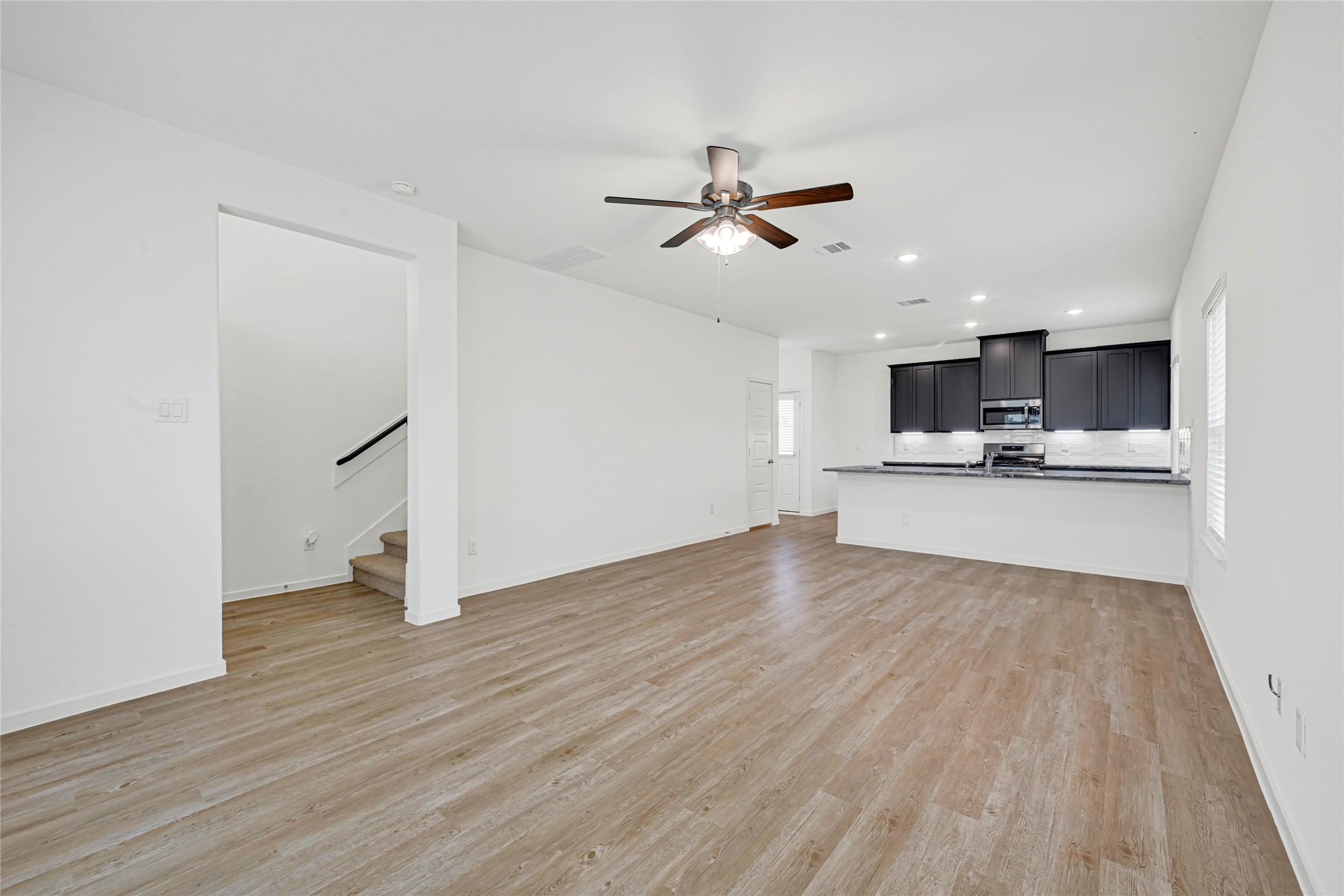 3210 Tranquility Lane Baytown, TX 77521 - Photo 7 of 25