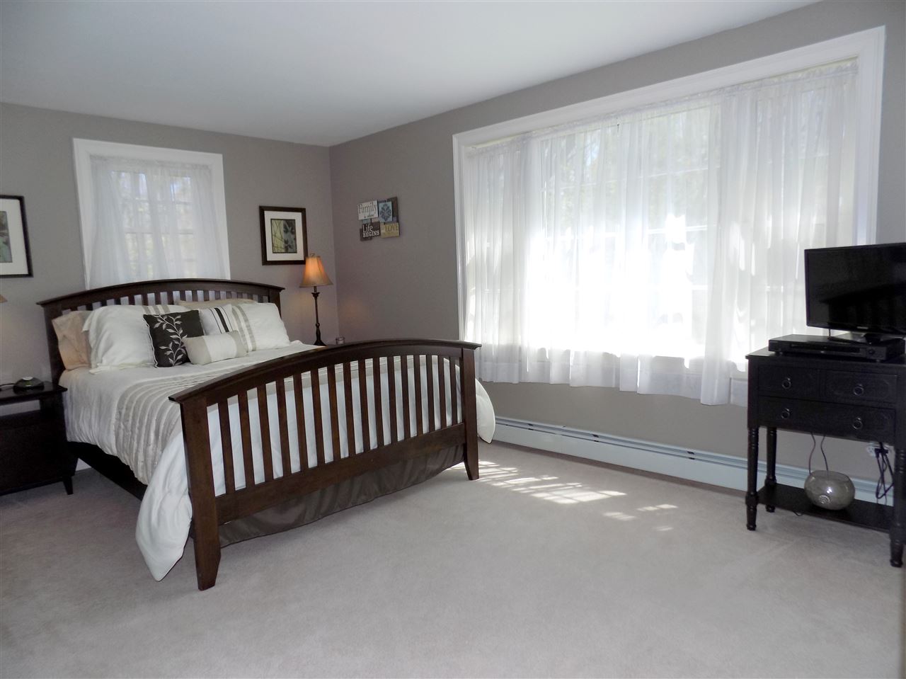 282 Exeter Road Hampton Falls, NH 03844 - Photo 11 of 34