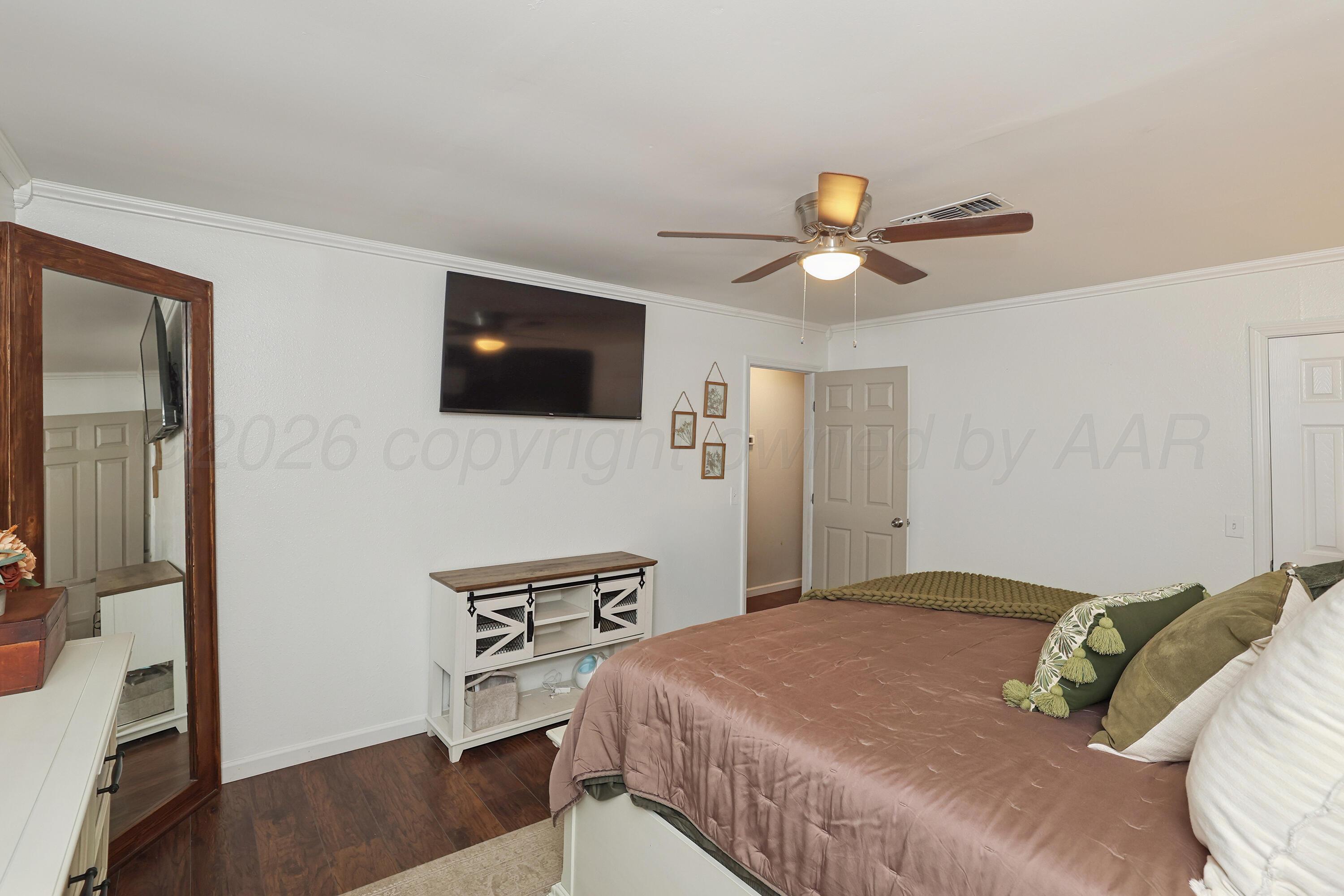 7809 Cervin Drive Amarillo, TX 79121 - Photo 17 of 32 16-Primary Bedroom
