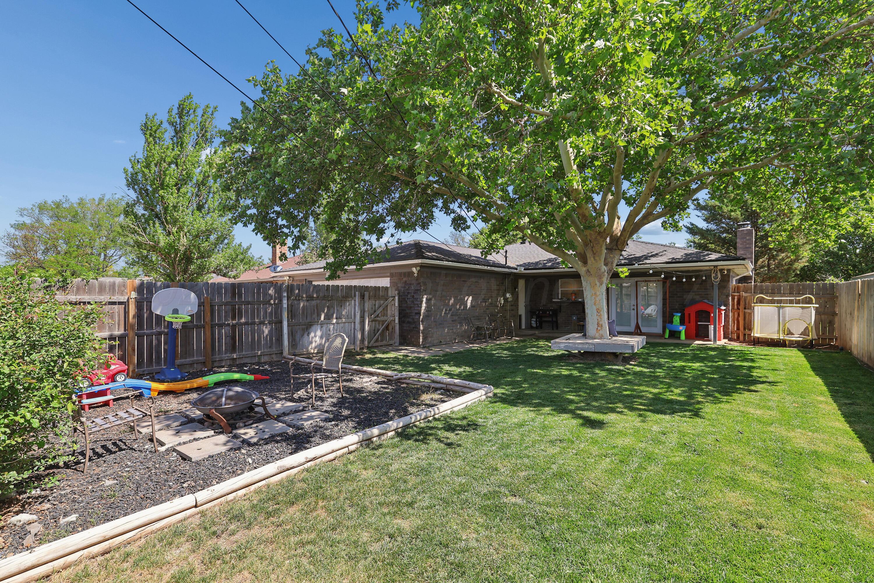 7809 Cervin Drive Amarillo, TX 79121 - Photo 31 of 32 31-Backyard