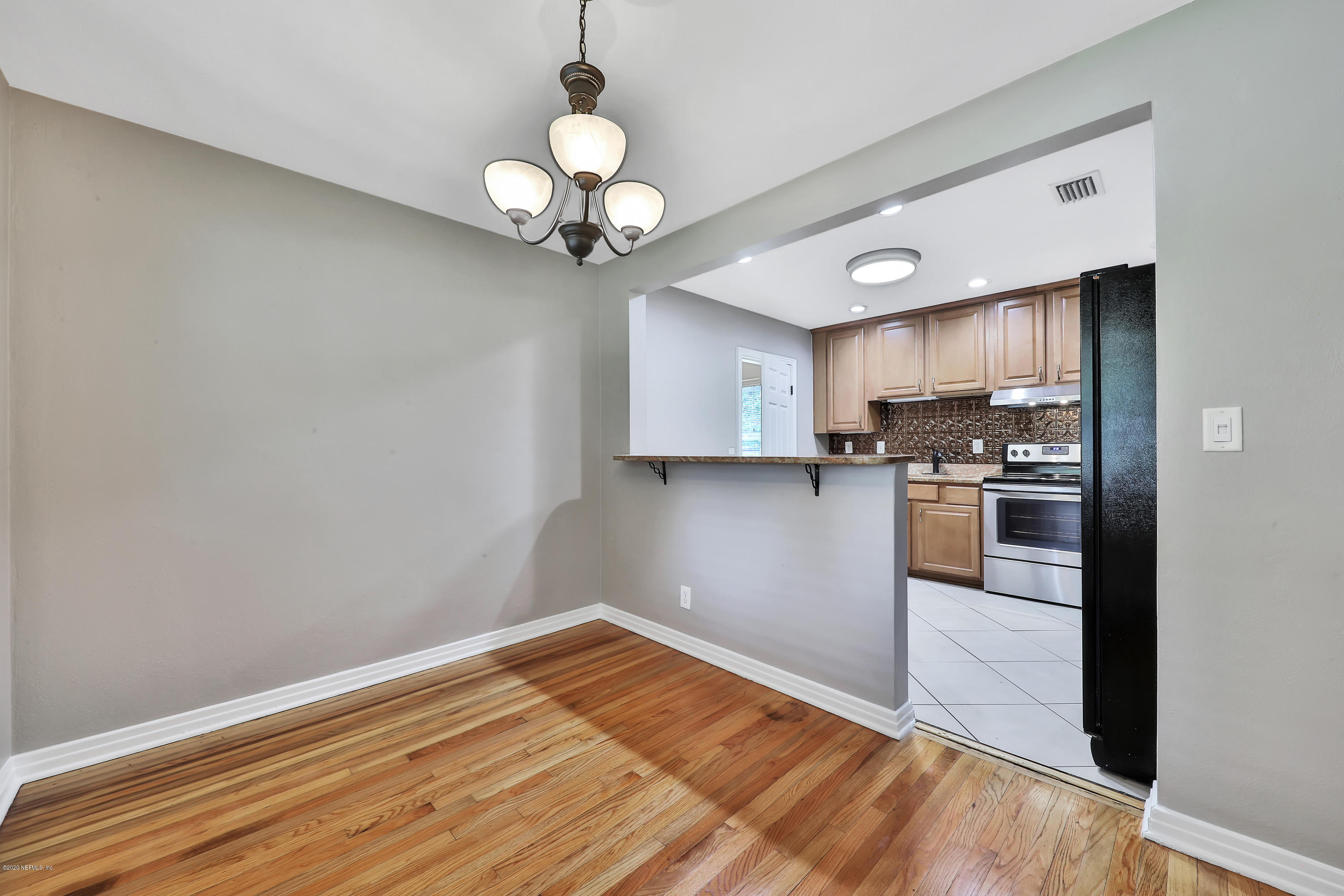 7115 May Apple Road Jacksonville, FL 32211 - Photo 3 of 22 1R4A9465