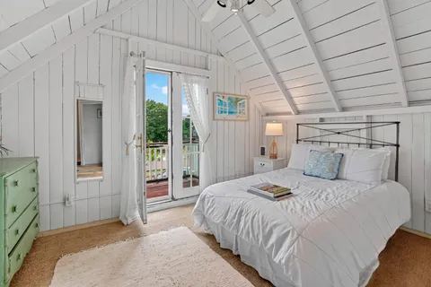 $2,650,000 | 59 Tuckernuck Avenue, Oak Bluffs, MA 02557