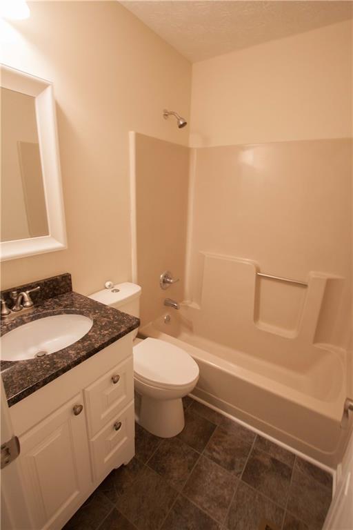 131 Rohn Road Brooklyn, IN 46111 - Photo 10 of 48