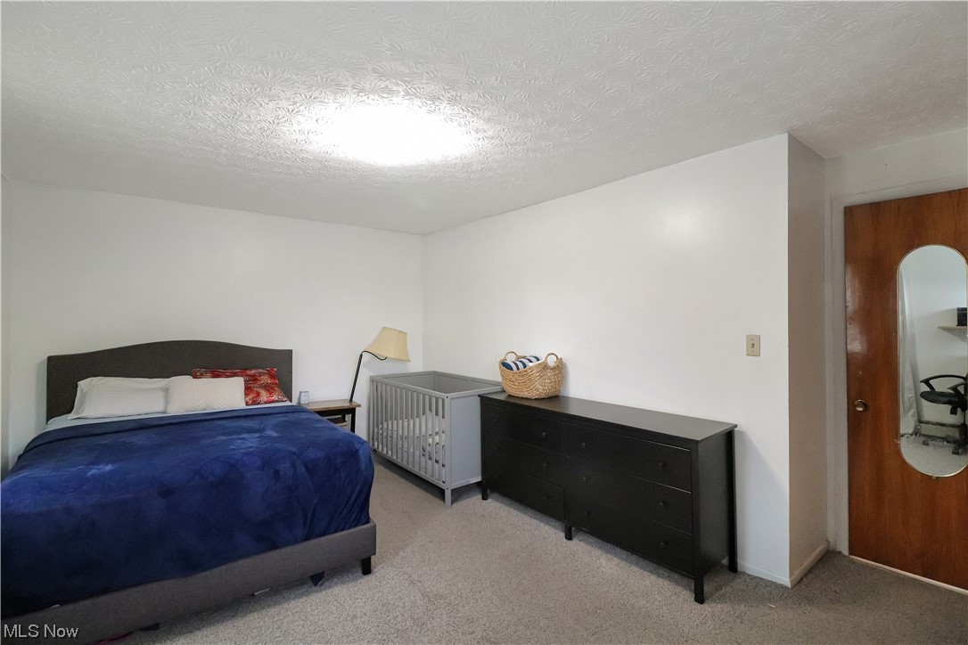 7020 Navarre Road Southwest Massillon, OH 44646 - Photo 17 of 22