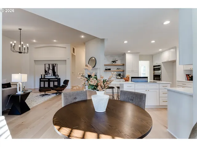 $1,200,000 | 3858 Mirror Pond Way, Eugene, OR 97408