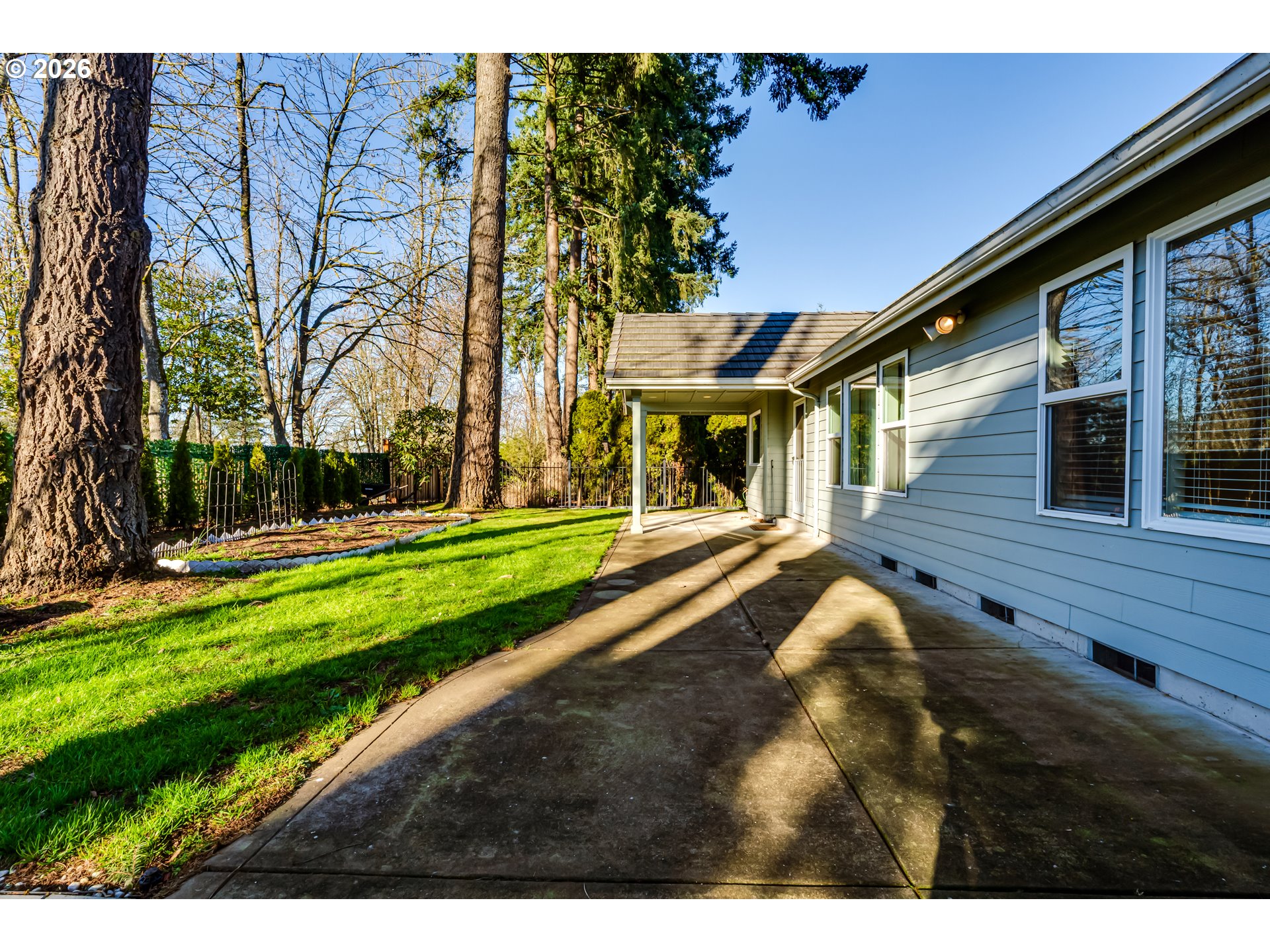 3858 Mirror Pond Way Eugene, OR 97408 - Photo 44 of 47