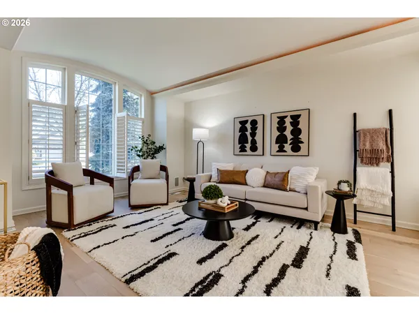 $1,095,000 | 3858 Mirror Pond Way, Eugene, OR 97408