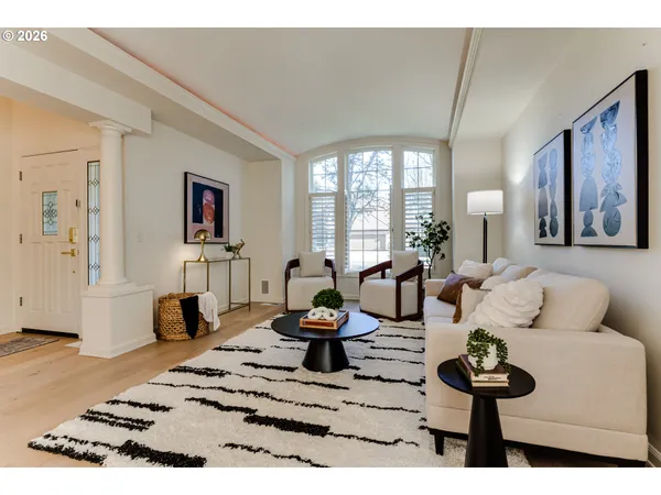 $1,095,000 | 3858 Mirror Pond Way, Eugene, OR 97408