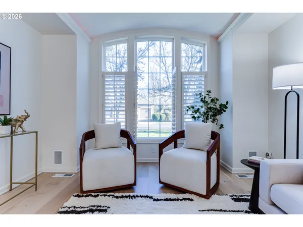 $1,095,000 | 3858 Mirror Pond Way, Eugene, OR 97408