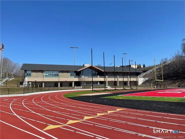 $375,000 | 61 8th Street, Derby, CT 06418