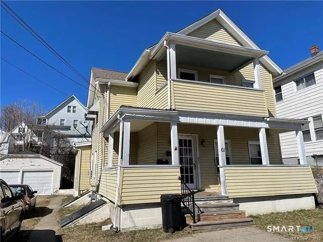 $375,000 | 61 8th Street, Derby, CT 06418