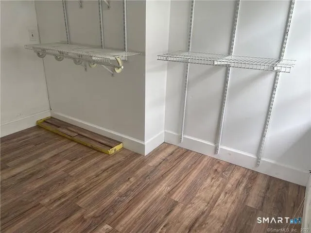 $375,000 | 61 8th Street, Derby, CT 06418