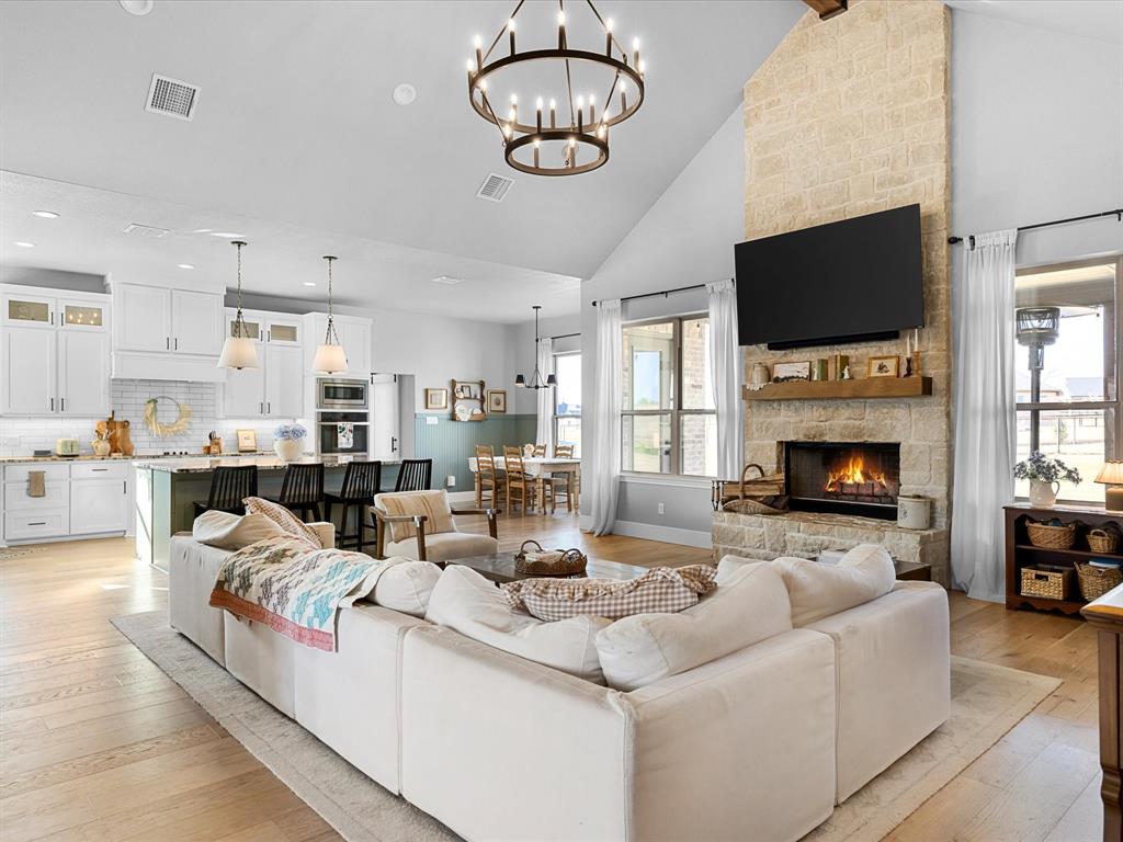 170 Proctor Lane Decatur, TX 76234 - Photo 6 of 34