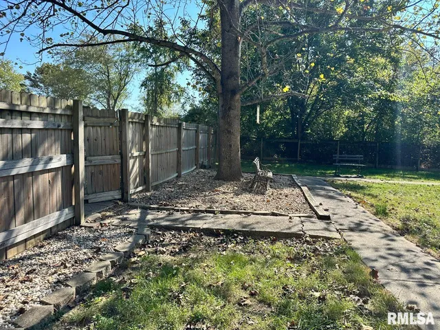 $55,000 | 10647 Pasadena Road, Carbondale, IL 62901