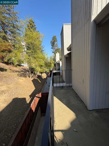 $3,500 | 105 Via Cabrera Lane, Martinez, CA 94553