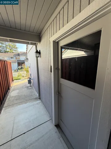 $3,500 | 105 Via Cabrera Lane, Martinez, CA 94553