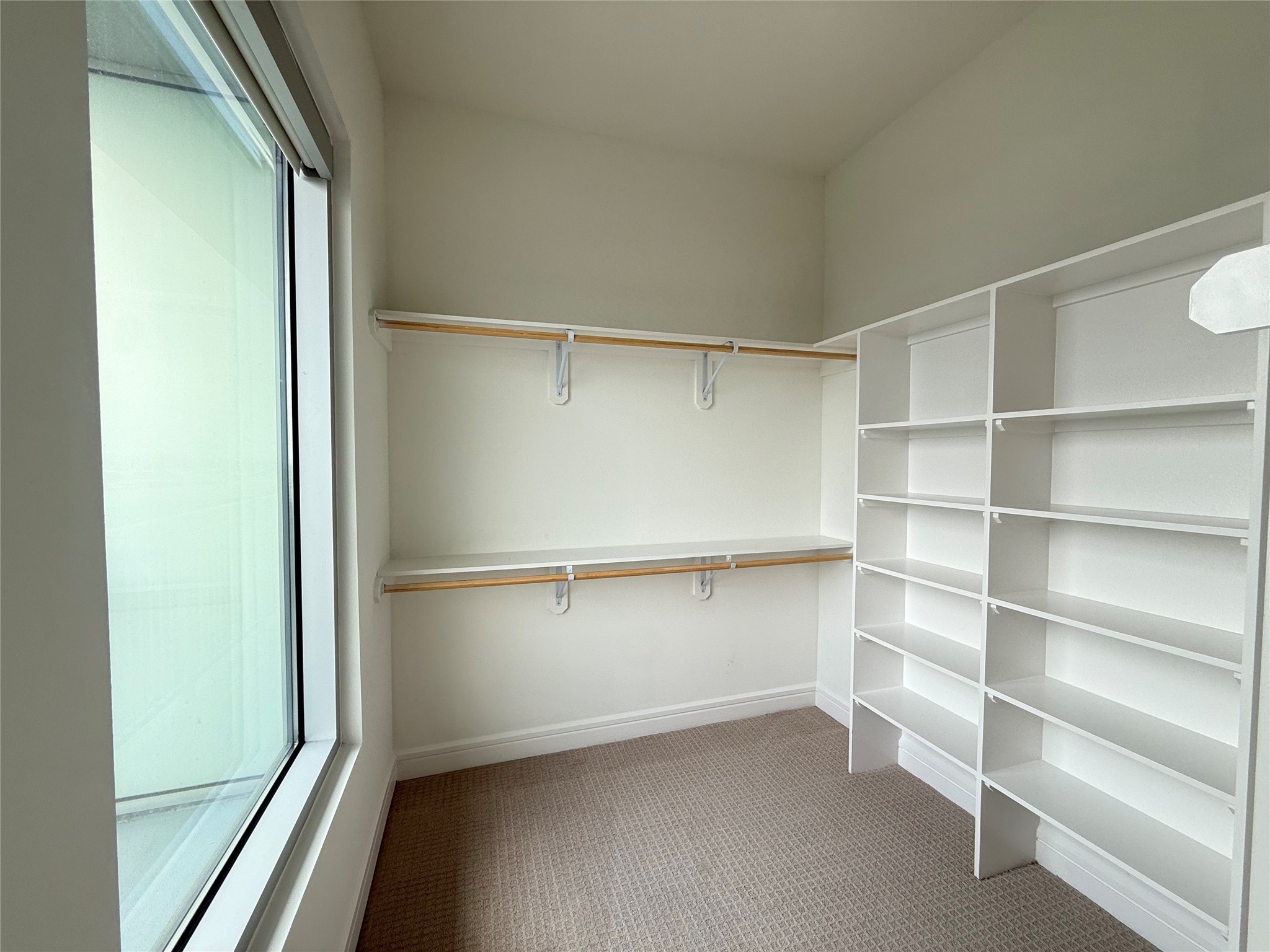 3300 Main Street, Unit B1 1105 Houston, TX 77002 - Photo 11 of 13 a view of an empty walk in closet