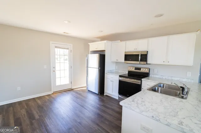 $1,675 | 218 Evans Terrace, Statesboro, GA 30458