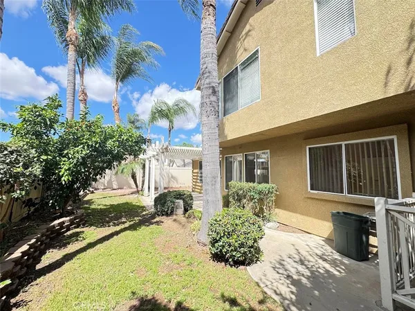 $558,000 | 28621 Bridge Water Lane, Menifee, CA 92584