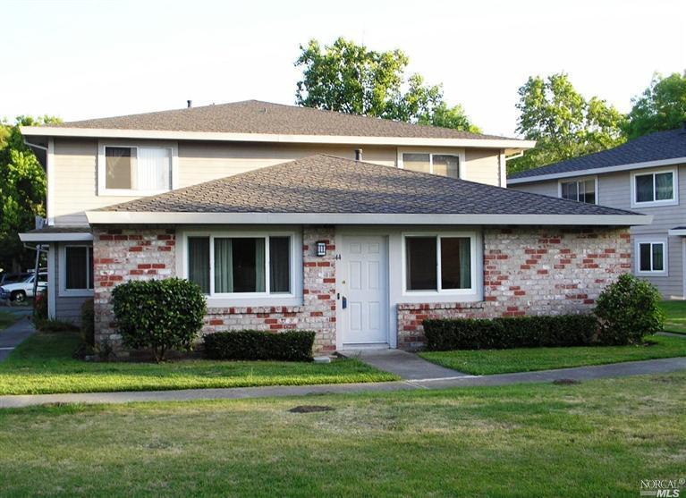 44 Inyo Circle Novato, CA 94947 - Photo 1 of 1 Cottage Style End Unit