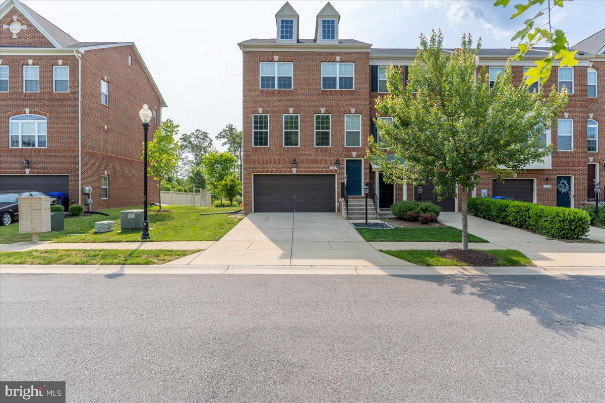 5327 Rockingham Place, Unit 75 White Plains, MD 20695 - Photo 1 of 21 End of row