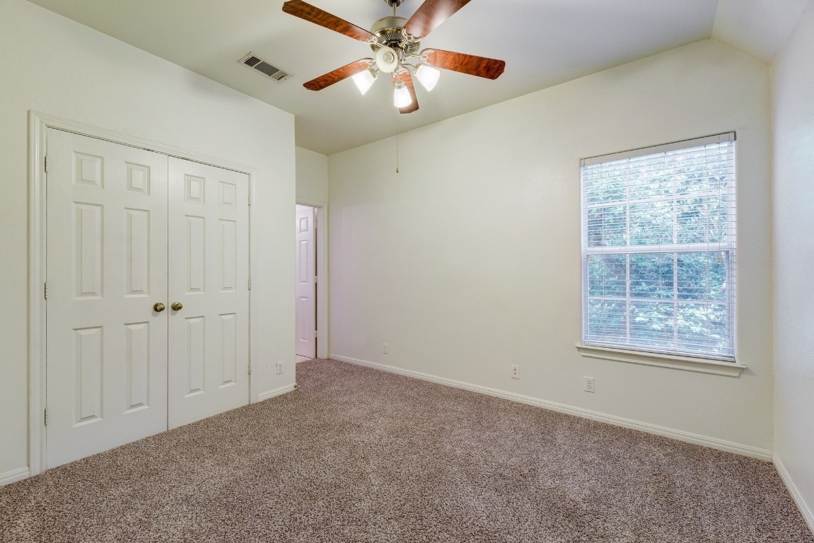 106 East 46th Street, Unit B Austin, TX 78751 - Photo 14 of 16 a view of an empty room with a window