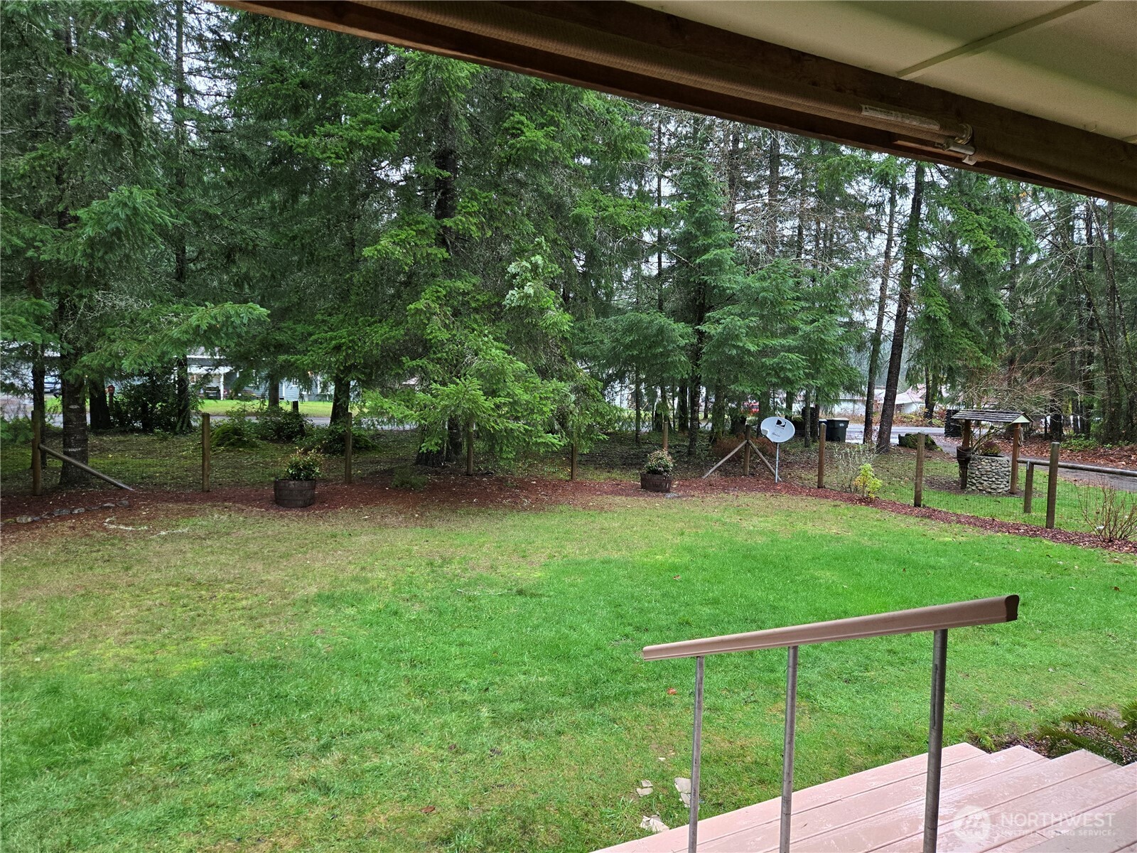 313 Minkler Road Winlock, WA 98596 - Photo 26 of 40 a view of a park with large trees