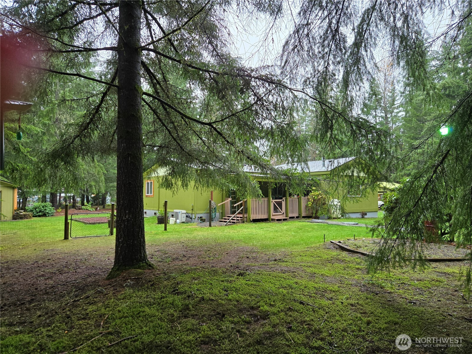 313 Minkler Road Winlock, WA 98596 - Photo 33 of 40 a view of a park with large trees