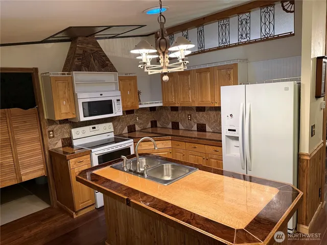 $449,000 | 313 Minkler Road, Winlock, WA 98596