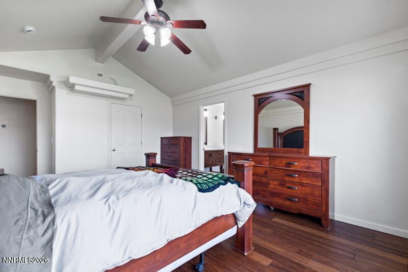 1060 Penelope Drive Fallon, NV 89406 - Photo 13 of 32 a bedroom with a bed and a dresser