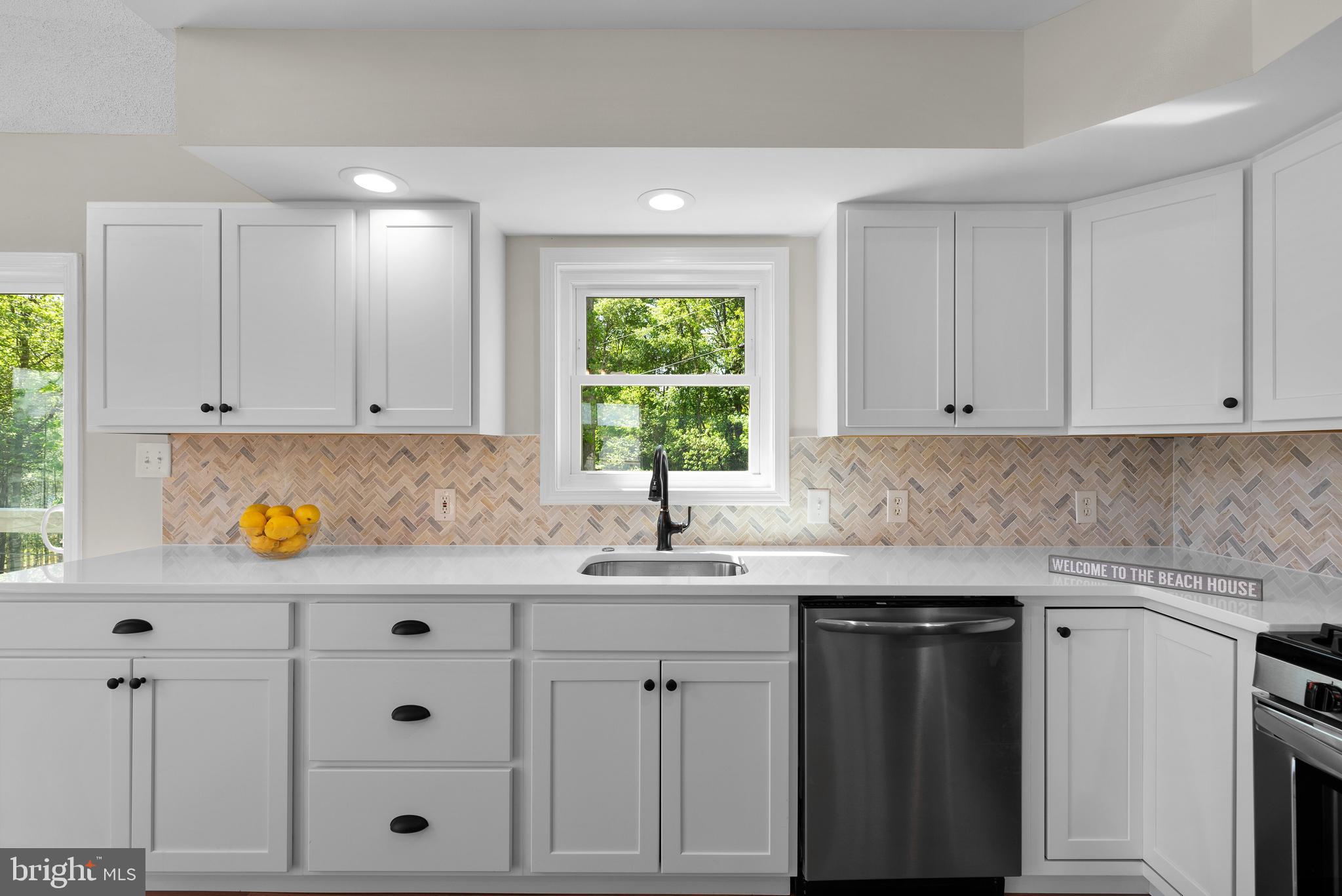 6812 Schaadts Road Middle River, MD 21220 - Photo 22 of 69 Kitchen