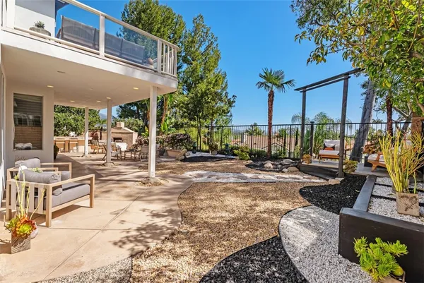 $2,000,000 | 20904 Parkside, Lake Forest, CA 92630