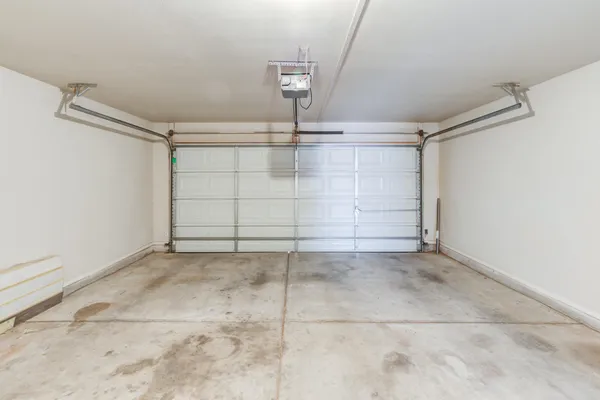 a view of a garage