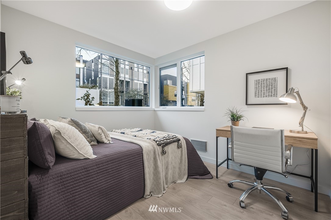 1328 East Spring Street Seattle, WA 98122 - Photo 7 of 16 Gallery Image 7