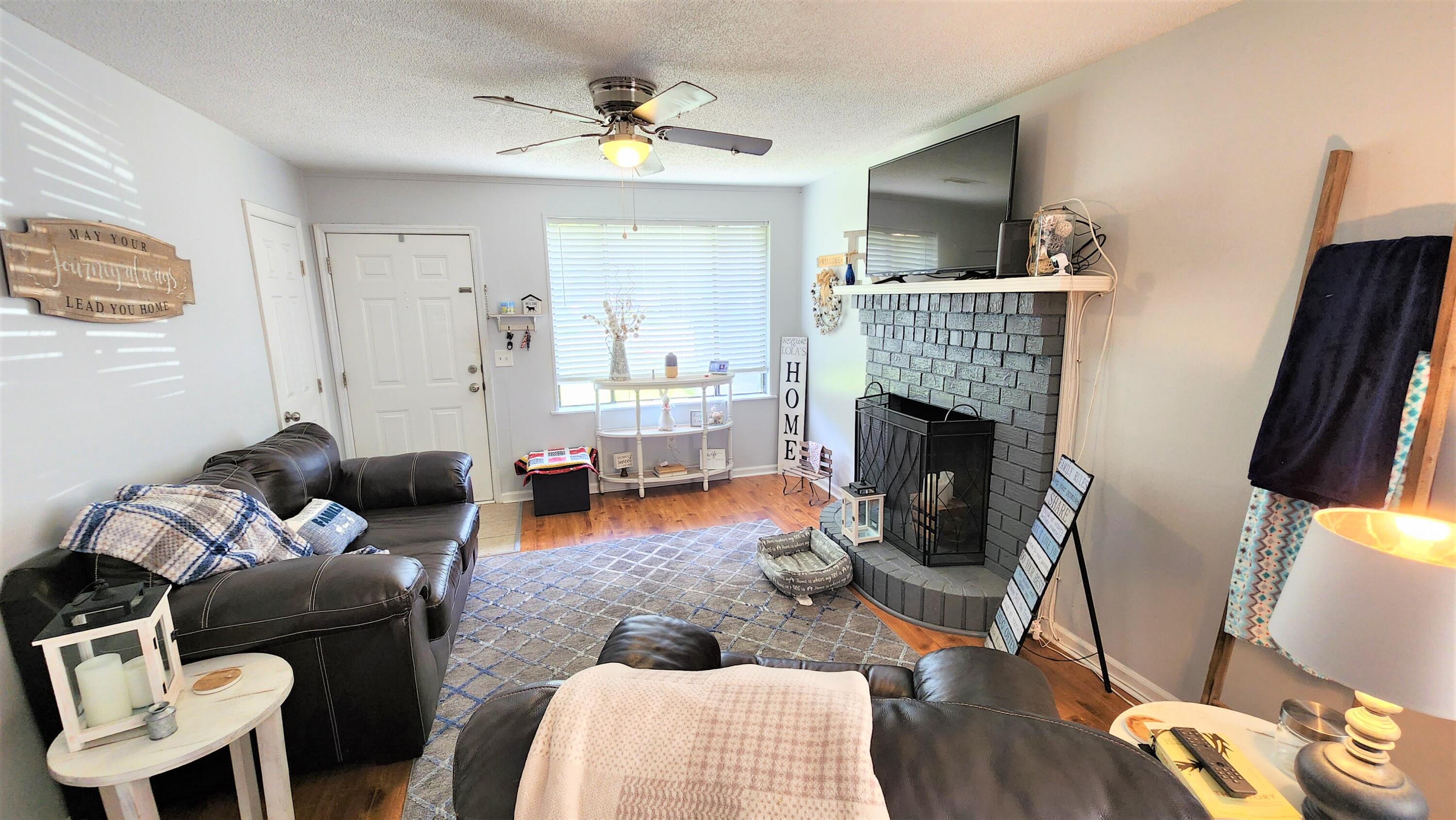 63 Oak Grove Road Goose Creek, SC 29445 - Photo 5 of 25 20230510_153059