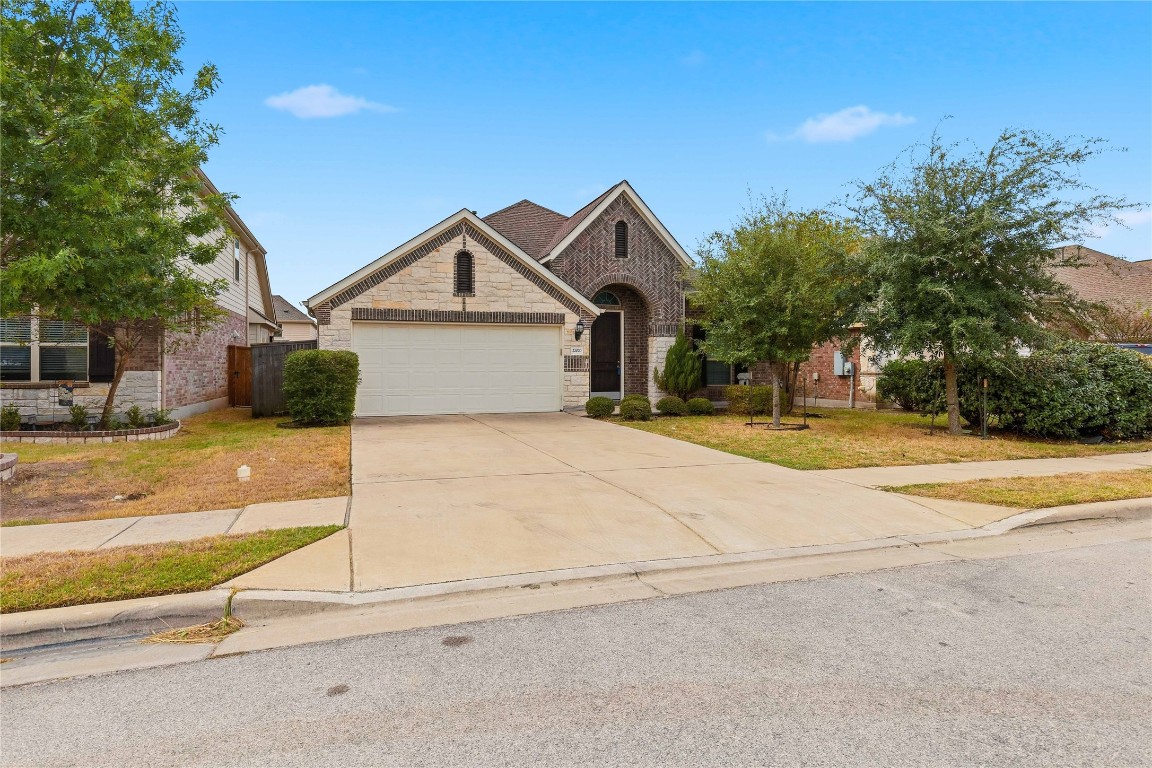 a house view with a outdoor space