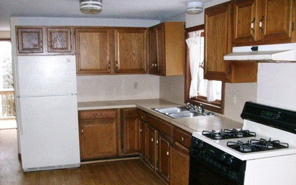 589 S Road Templeton, MA 01468 - Photo 2 of 10