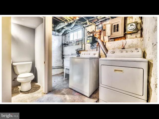 $1,850 | 502 South Highland Avenue, Baltimore, MD 21224