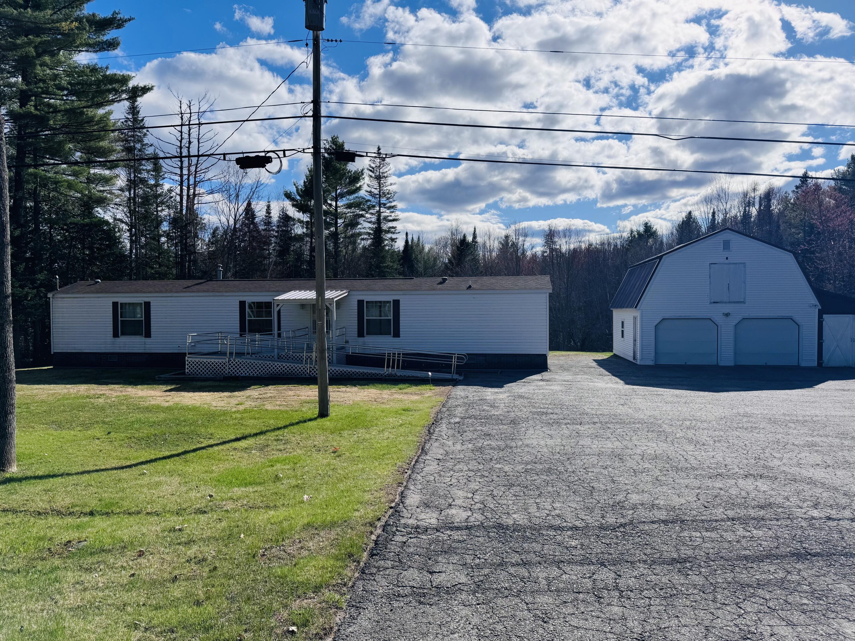 1676 Hudson Road Hudson, ME 04449 - Photo 3 of 14