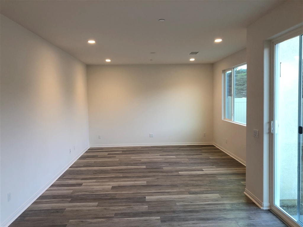 8610 Chaparral Way Santee, CA 92071 - Photo 5 of 10