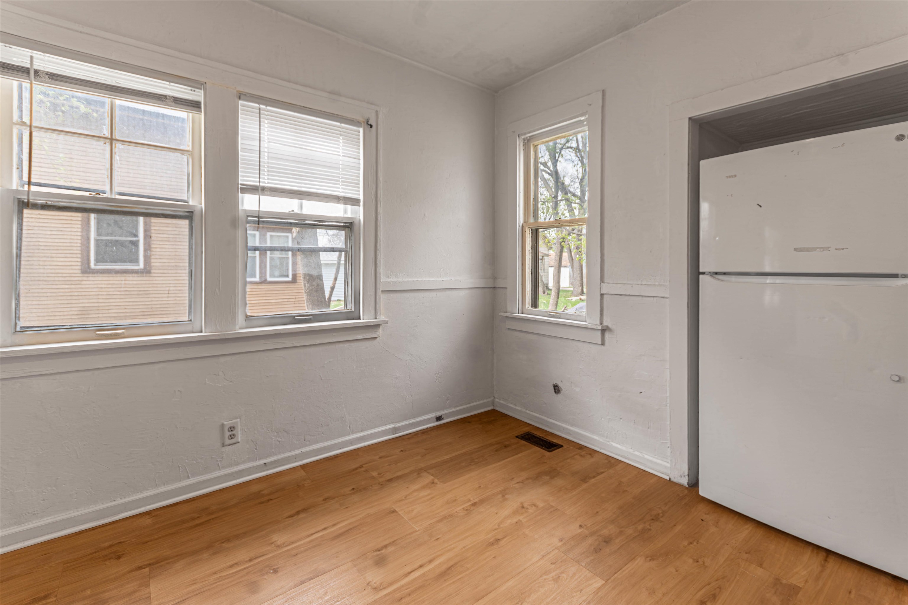 2012 17th Avenue Rockford, IL 61104 - Photo 11 of 19 Gallery Image 11