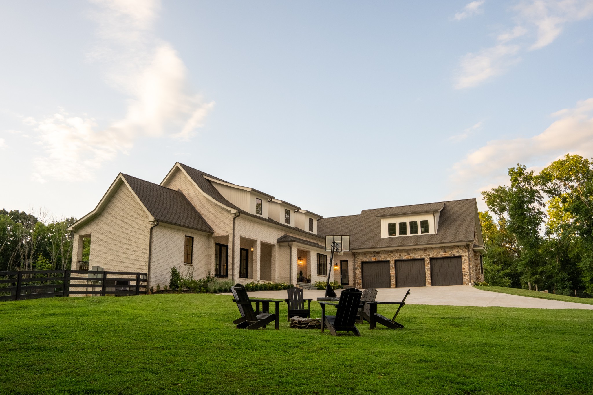 1489 Old Tva Road Columbia, TN 38401 - Photo 1 of 79 Gallery Image 1
