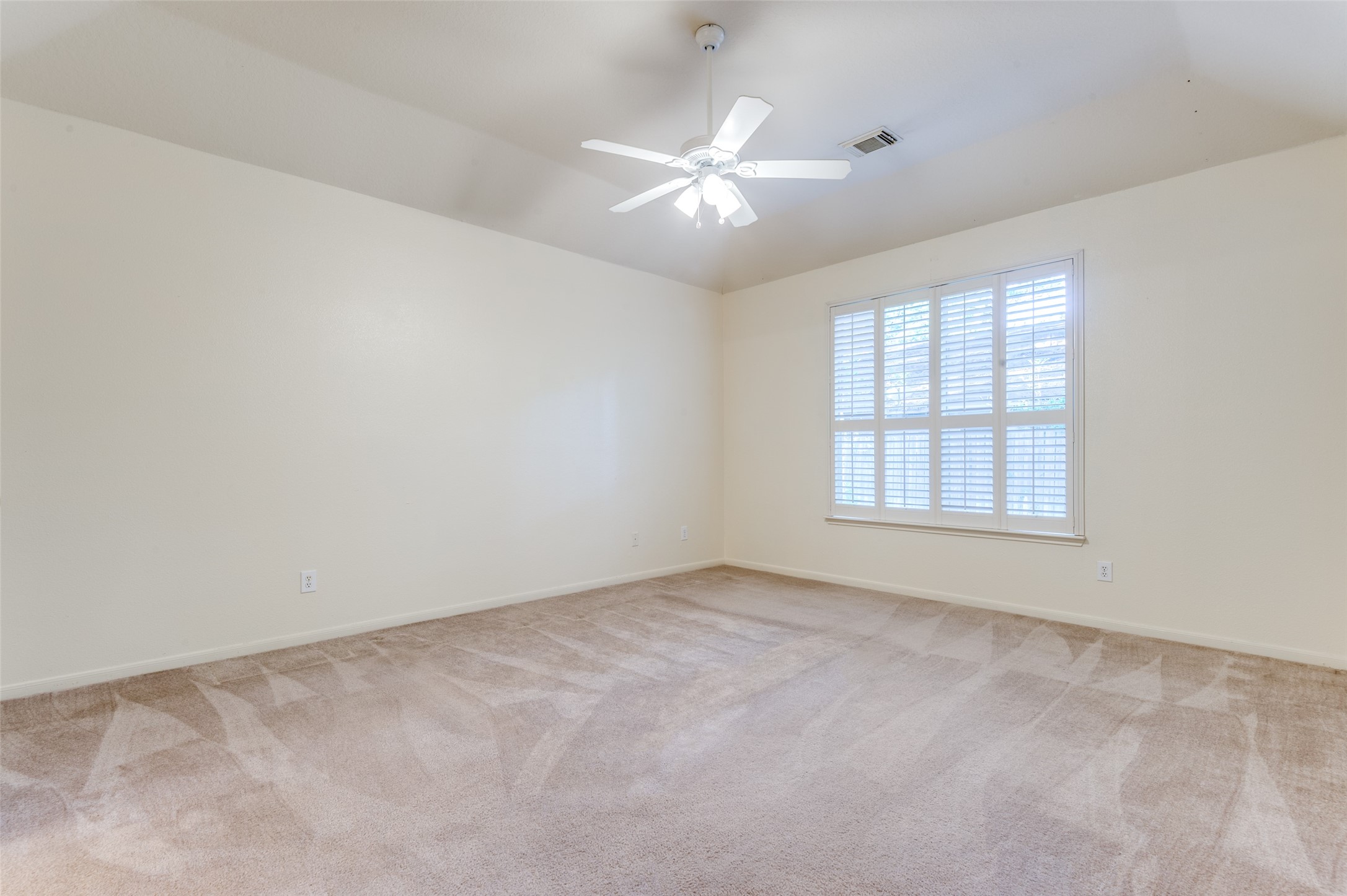 127 South Winterport Circle Spring, TX 77382 - Photo 14 of 25